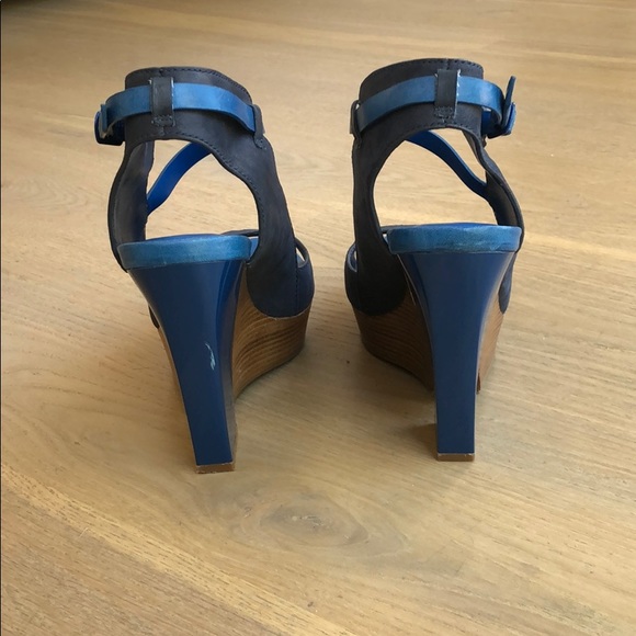 Cole Haan Gray and Blue Platform Heel Sandals - Picture 3 of 4